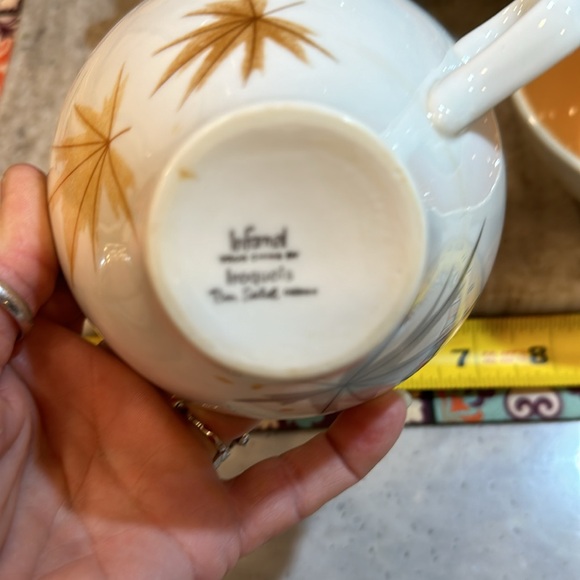 Vintage MCM Ben Seibel 'Harvest Time True China Tea Cups, Set of 2 -other 2 free - Picture 3 of 6